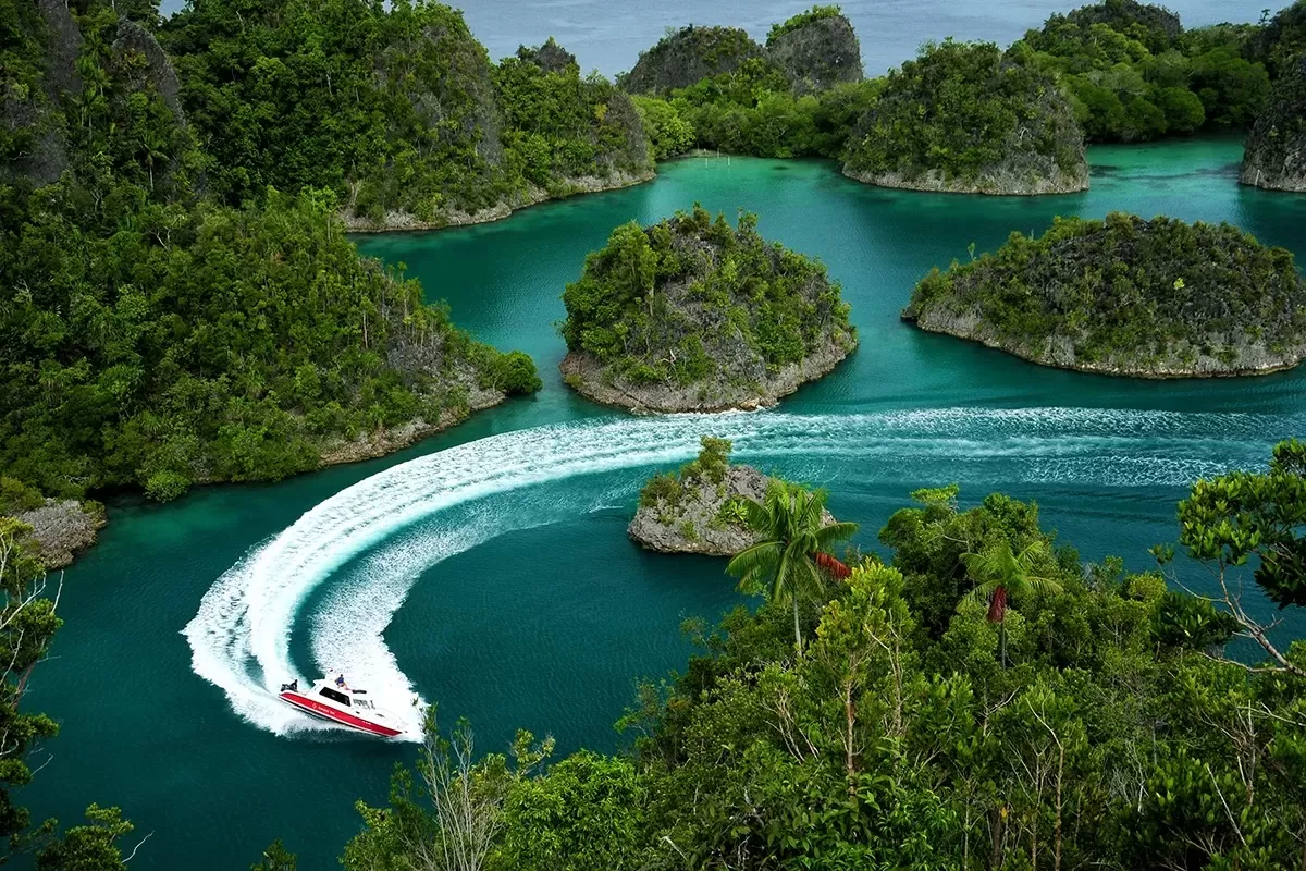 Wisata Raja Ampat 2025: Surga Laut Papua yang Mendunia dan Berkelanjutan
