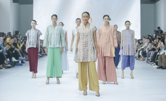 Fashion Berkelanjutan Indonesia 2025: Dari Tenun Lokal ke Pasar Global