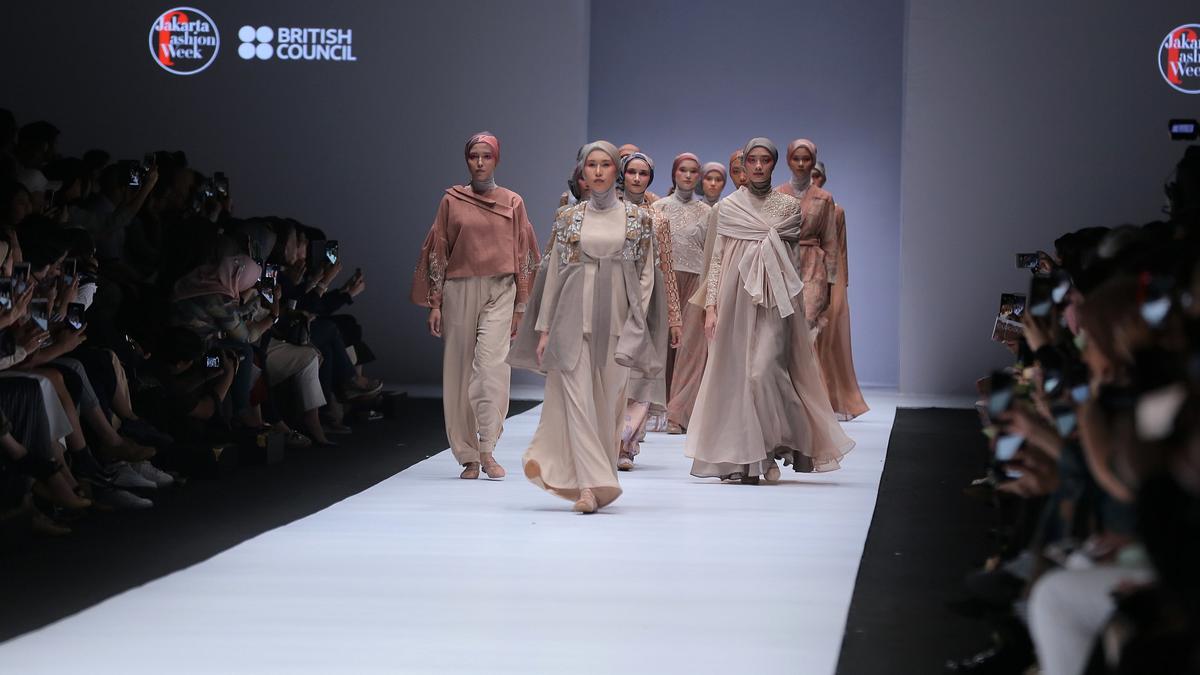 Fashion Indonesia 2025: Modest Wear, Streetwear, dan Green Fashion